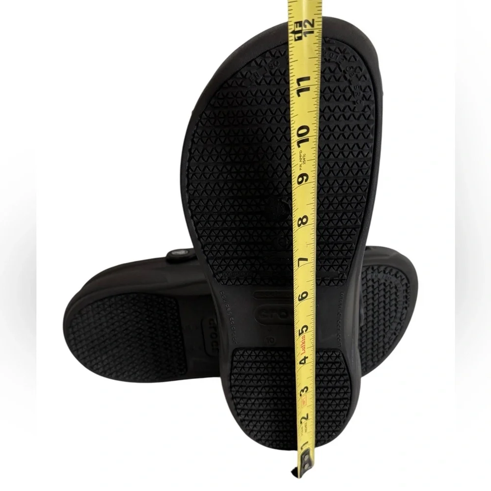 Crocs Bistro Black Unisex Clog - Picture 12 of 16